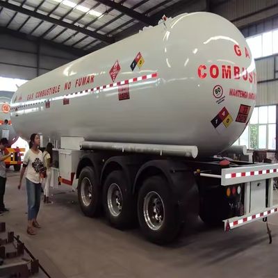 Camion de transport de réservoirs de gaz GNL à 3 essieux Semi-remorque avec matériau en acier