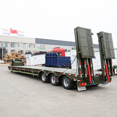 Capacité de chargement de 50 tonnes 3 4 essieu basse chargeur de lit coude de poule Lowboy semi-remorque avec 1